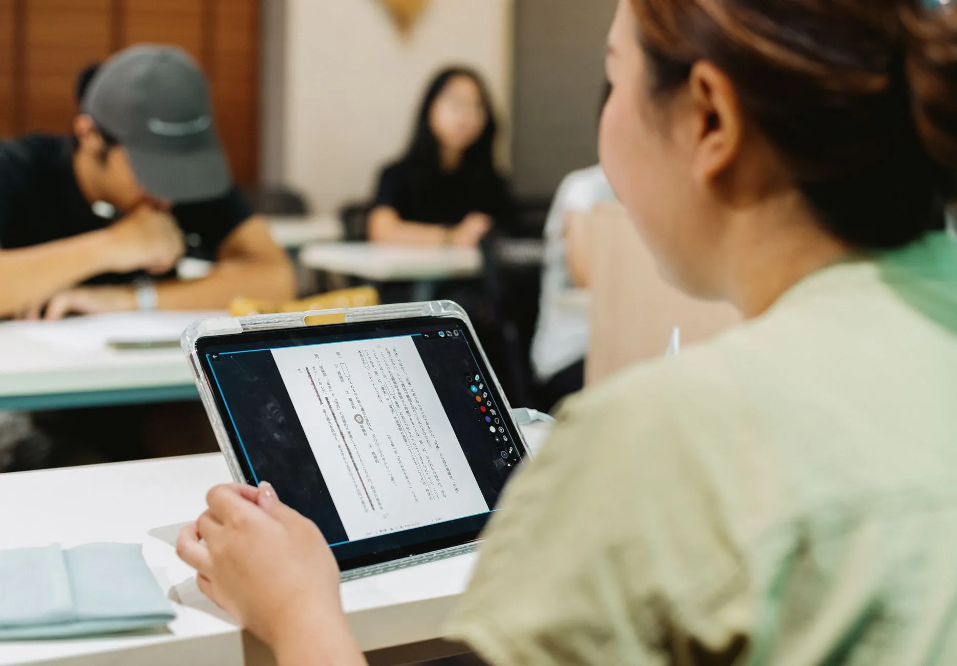 成都指尖时代解析门禁控制器选型要点与系统集成方案