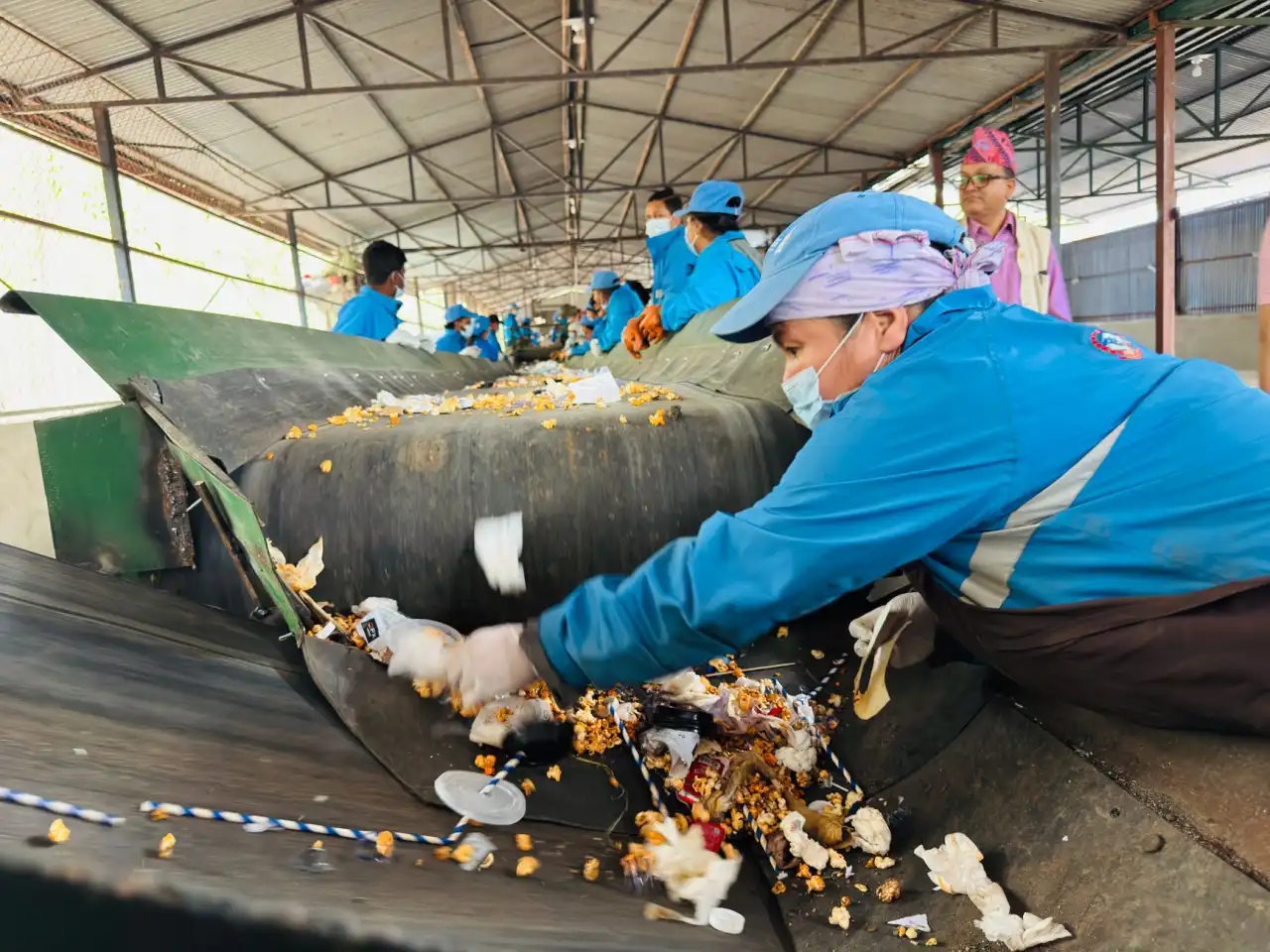 安防监控与门禁控制器联动方案在智慧园区中的应用解析