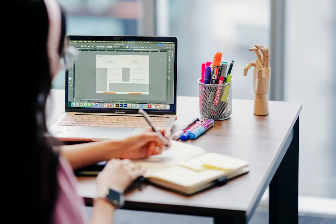2025年安防行业新规对门禁控制器与报警主机选型的影响分析